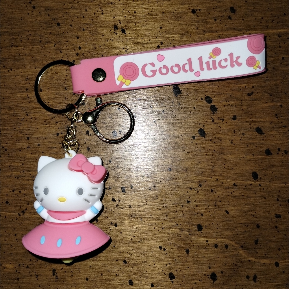 Hello Kitty Keychains - Picture 3 of 7